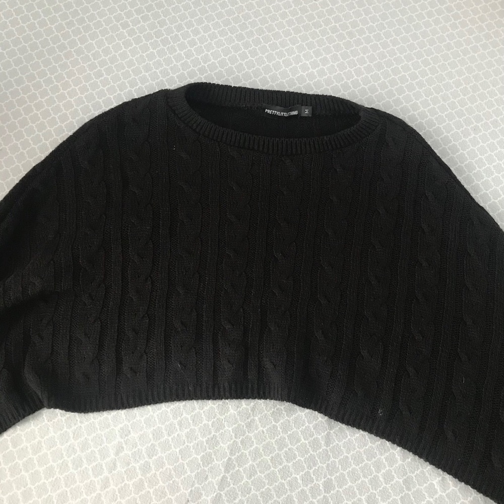 Cropped sweater with balloon arms